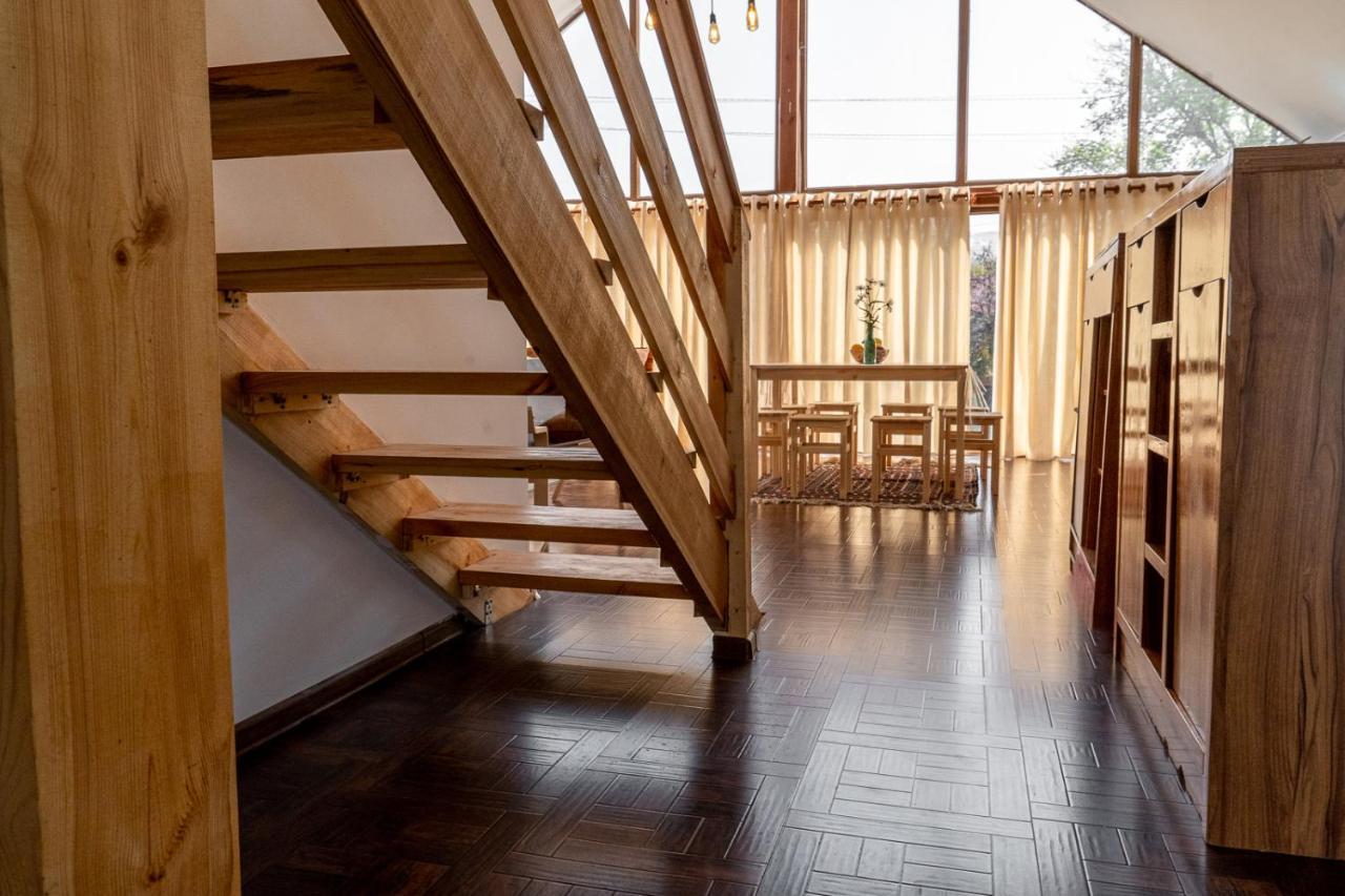 Modern Loft Lighthouse Hostel Karakol Luaran gambar