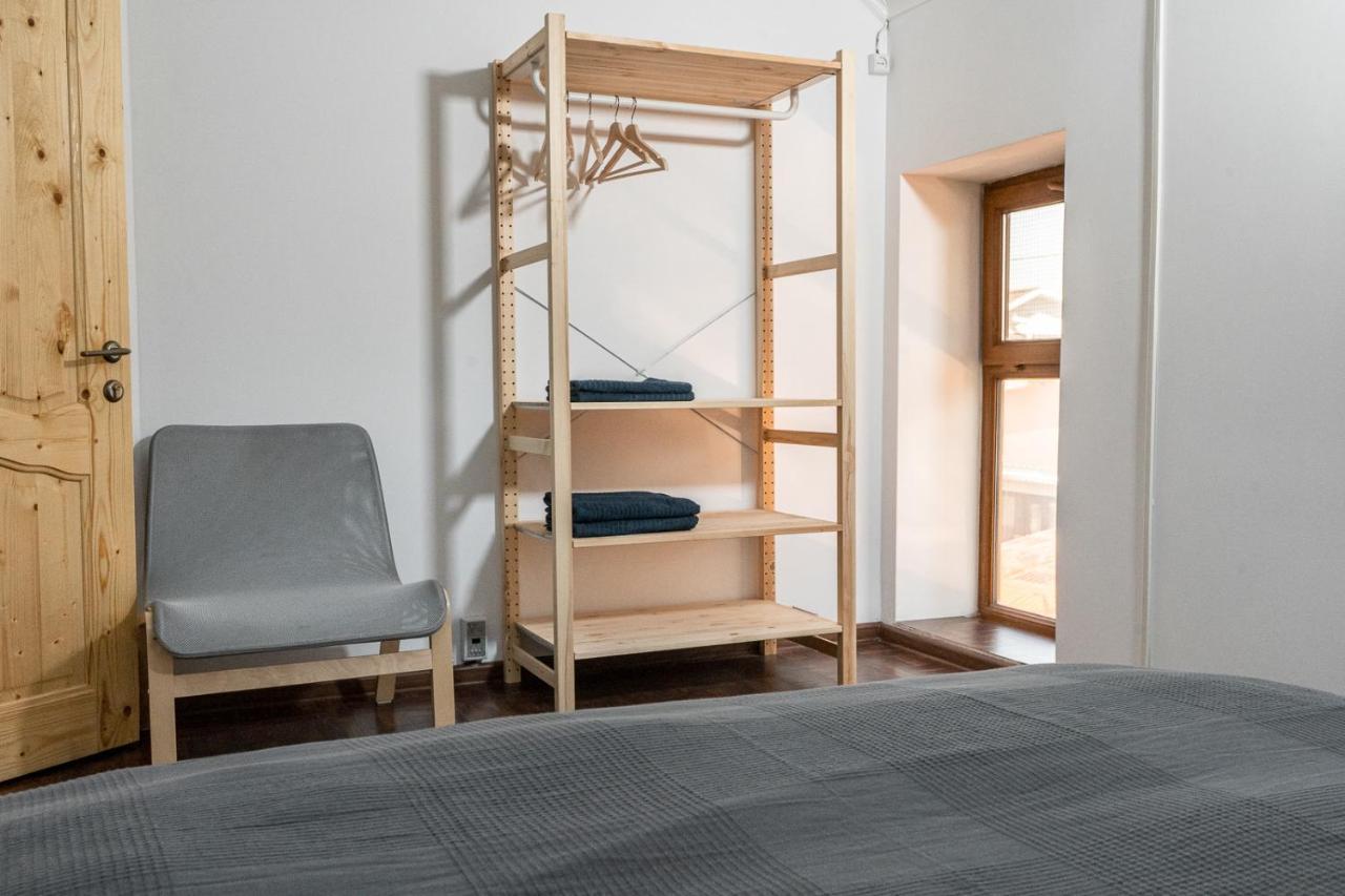 Modern Loft Lighthouse Hostel Karakol Luaran gambar