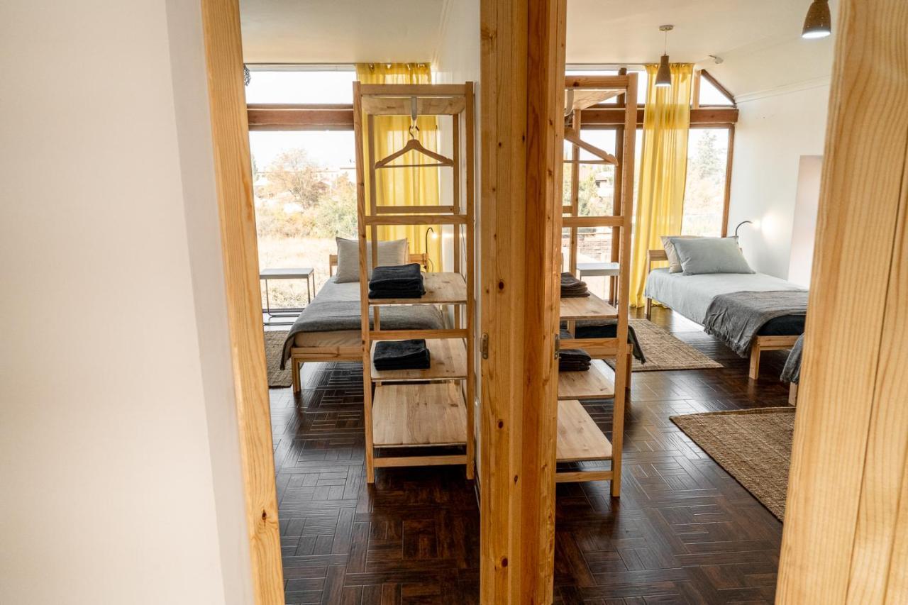 Modern Loft Lighthouse Hostel Karakol Luaran gambar